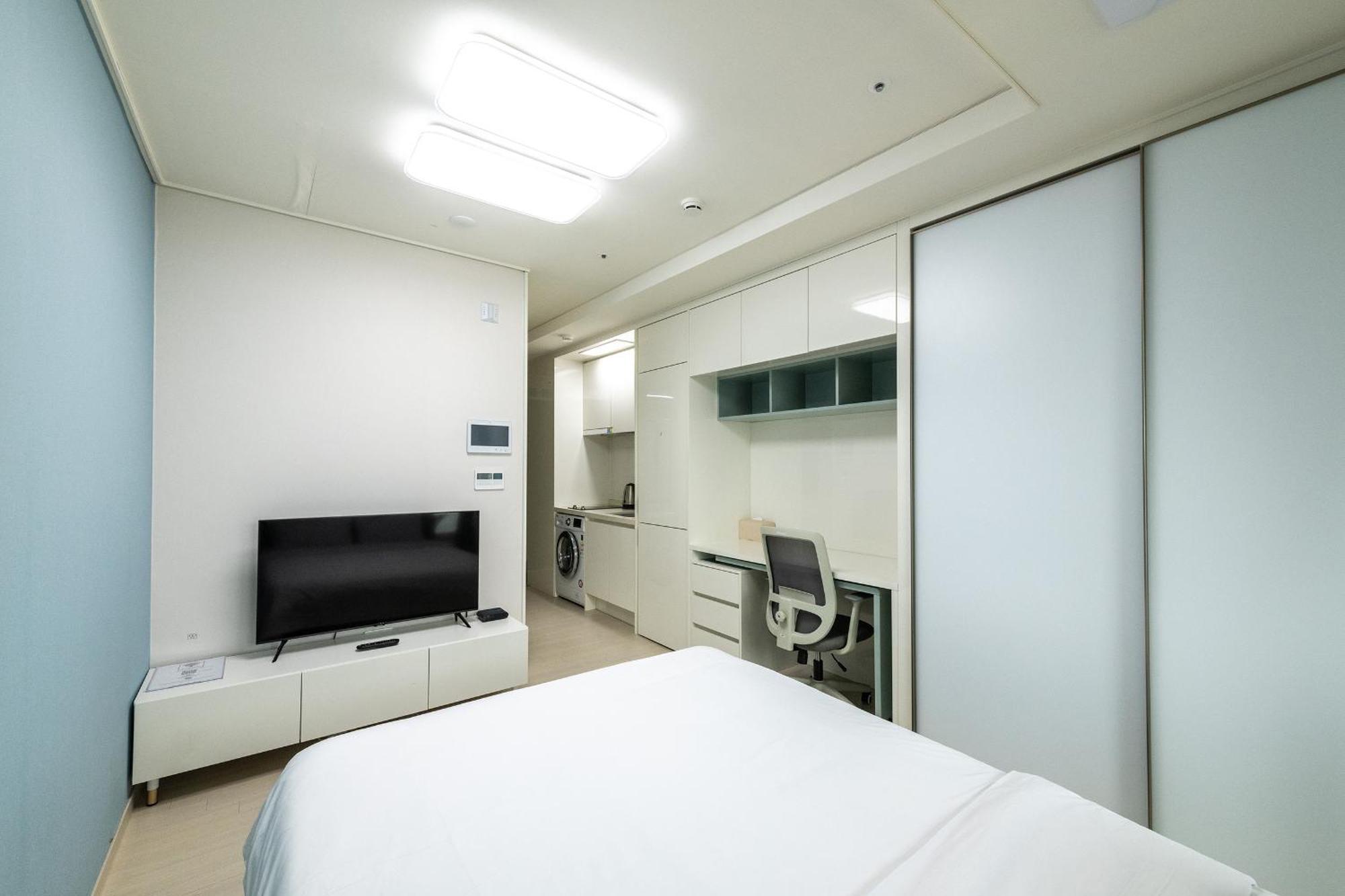 The November Stay In Landmark Incheon Eksteriør billede