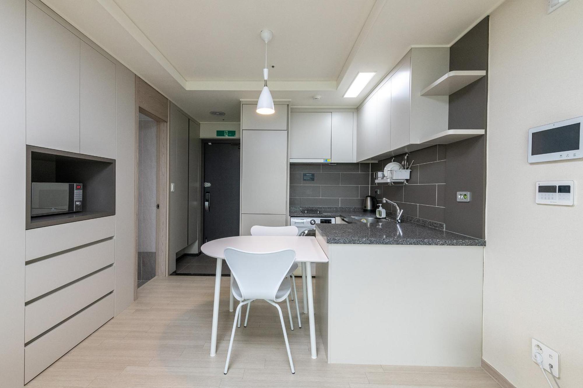 The November Stay In Landmark Incheon Eksteriør billede