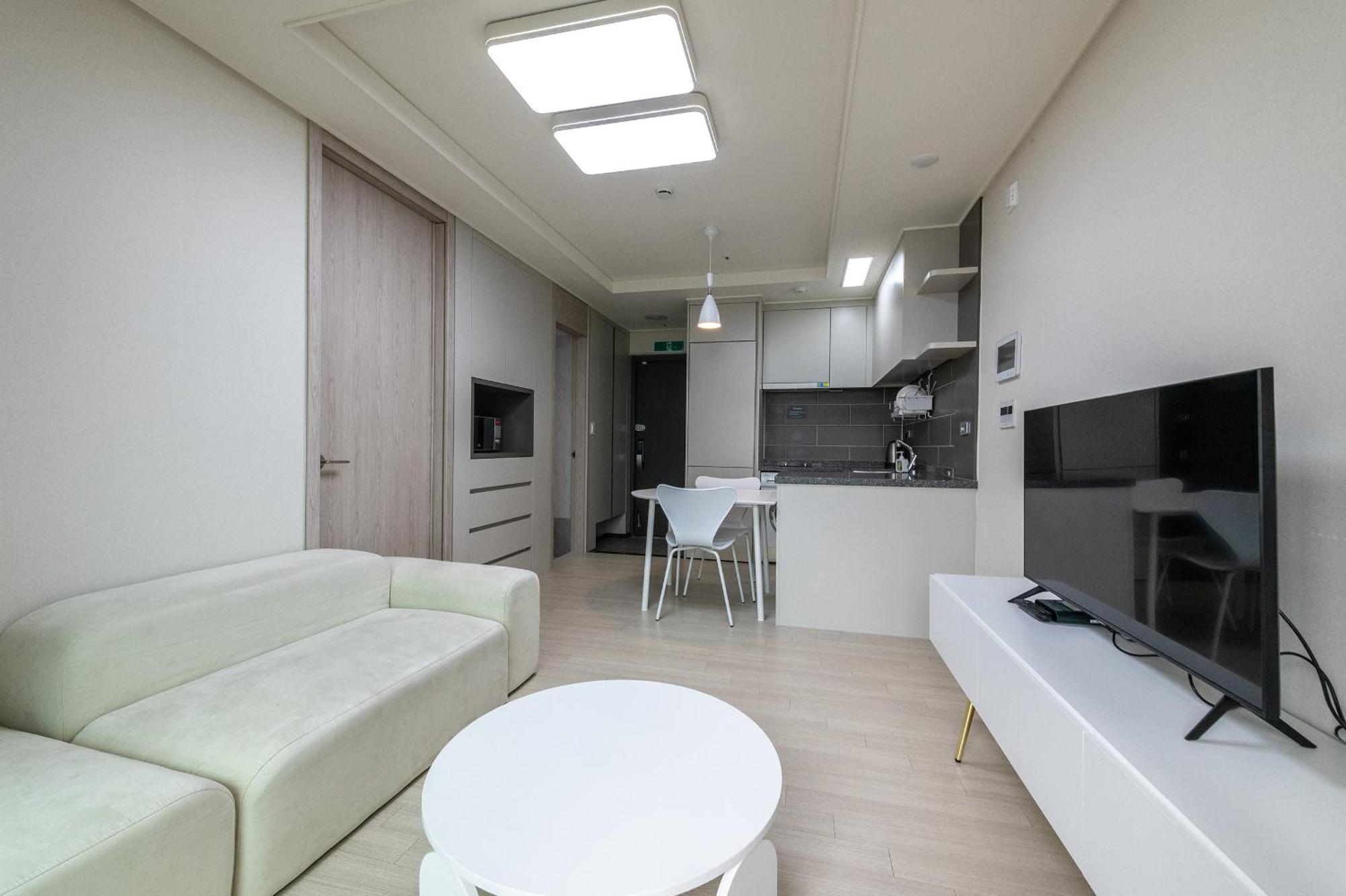 The November Stay In Landmark Incheon Eksteriør billede