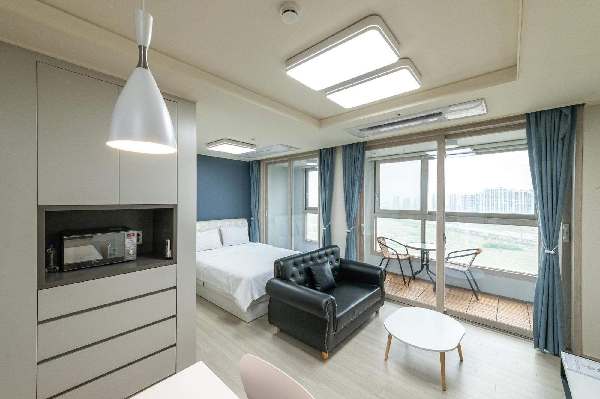 The November Stay In Landmark Incheon Eksteriør billede