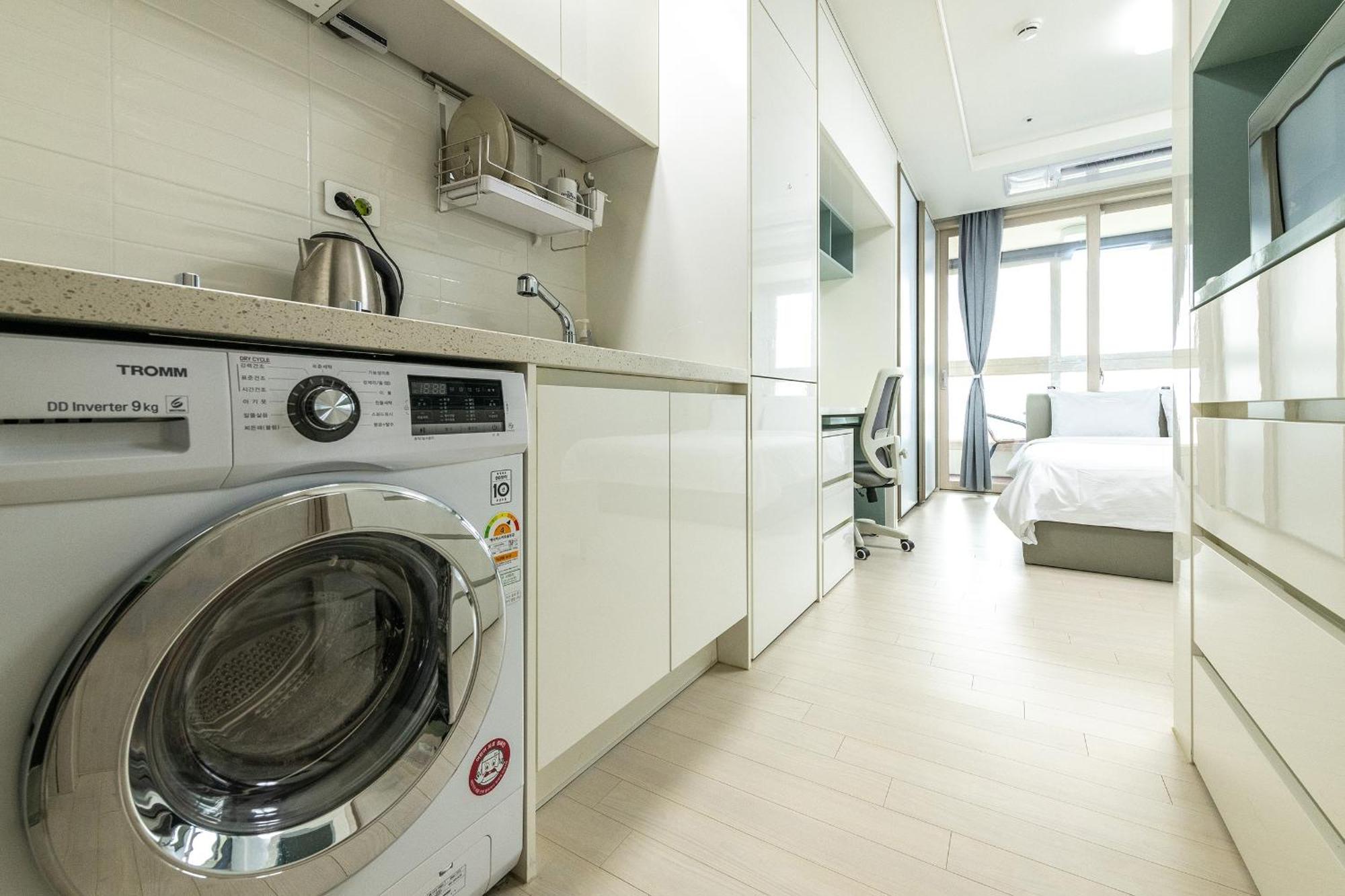 The November Stay In Landmark Incheon Eksteriør billede